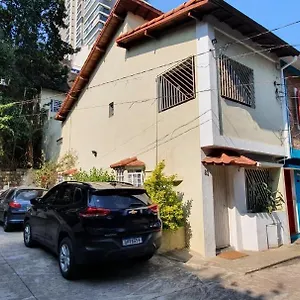 casa-de-vila-pinheiros.topsaopaulohotels.com/